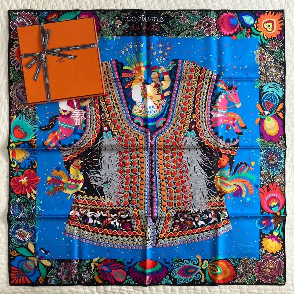NWT Hermes Costume de Fete Silk Scarf